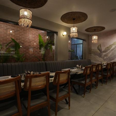 Hotel Swathi Hospet Ngoại thất bức ảnh